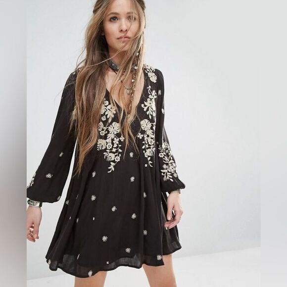 Free People Sweet Tennessee Black Floral Embroidered Boho Tunic Mini Dress - Picture 2 of 13